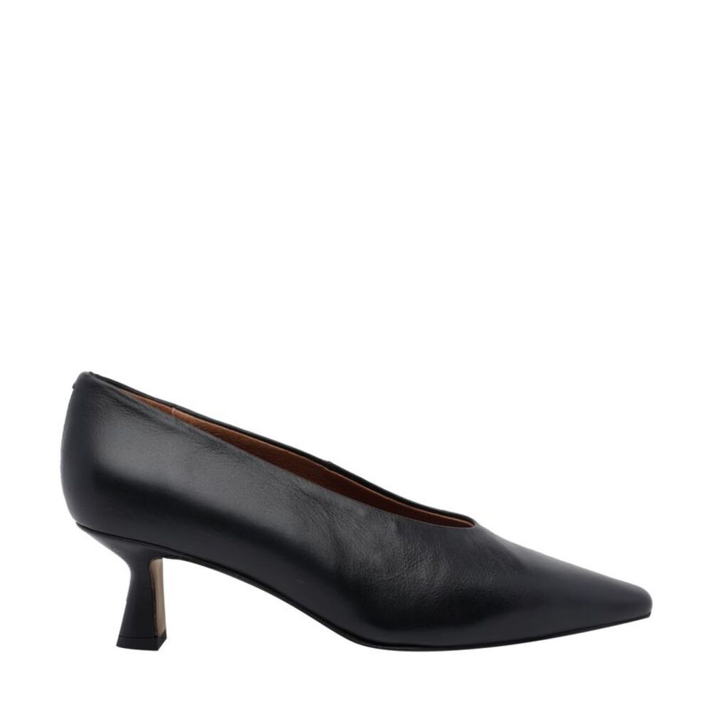 Angel Alarcon Women Leather Decollete